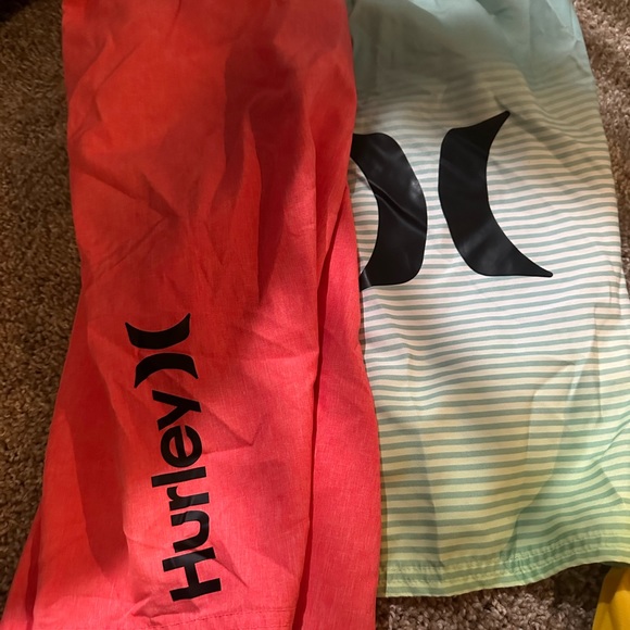 Lot of 2 size large Hurley bathing suits - like new condition! - Picture 2 of 2